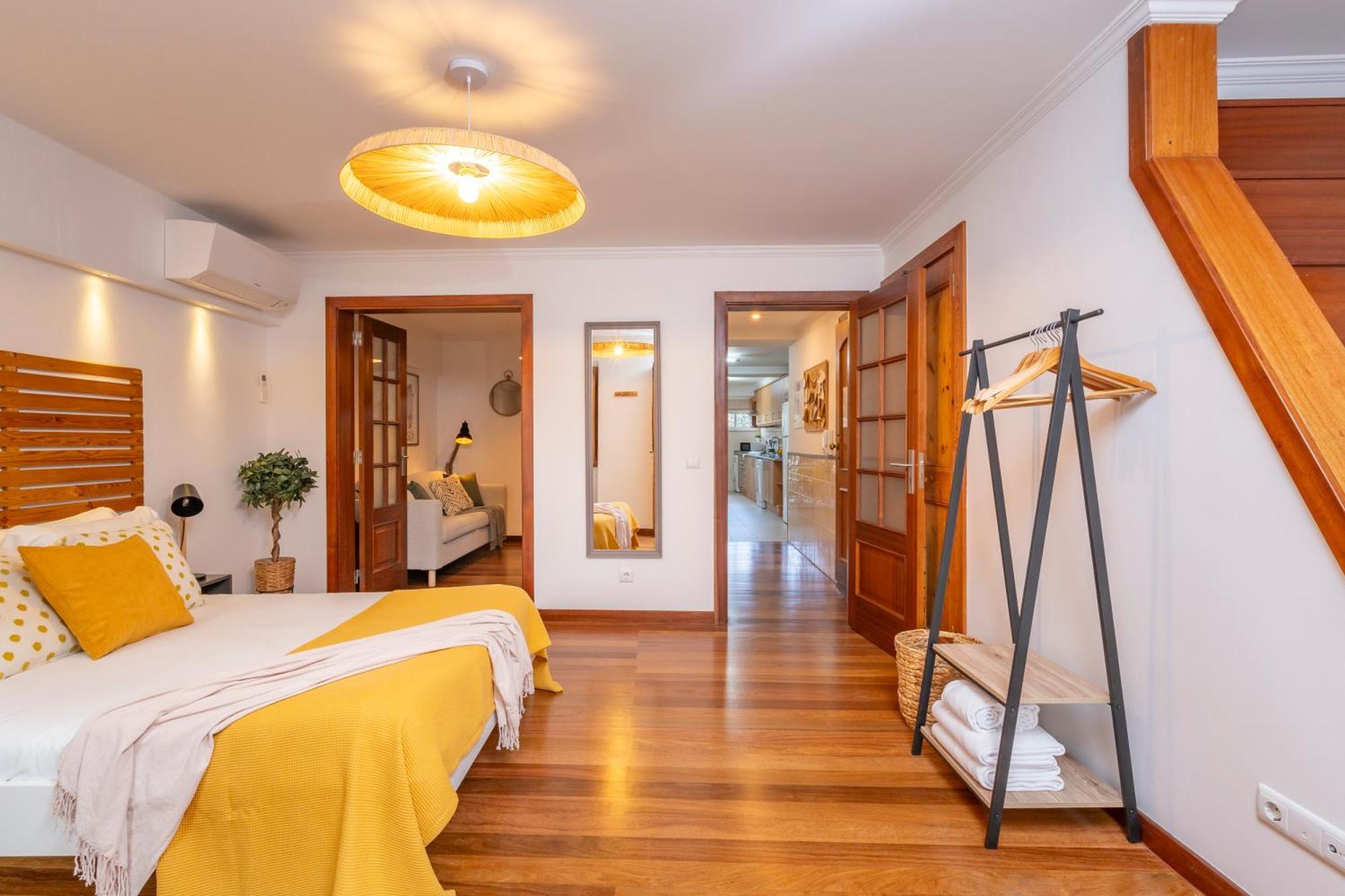 Superb Apartments Overlooking Graca In Lisbon Room photo